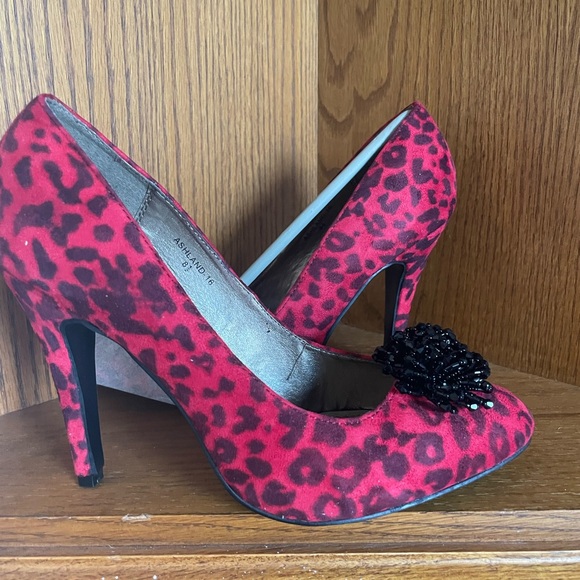 Gomax Red Leopard Print Heels - Picture 1 of 5